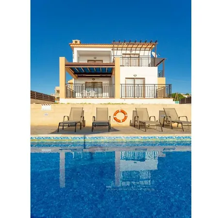 Angelina Paphos